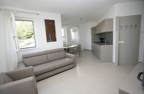 Aer Apartamento | Suite con jacuzzi, capacidad para 6 personas, vista al jardín y al lago