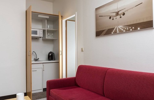 Neu-Isenburg Apartamento | Vrbo Property