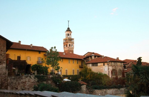 Saluzzo Apartamento | Suite with magnificent terrace in the historic center