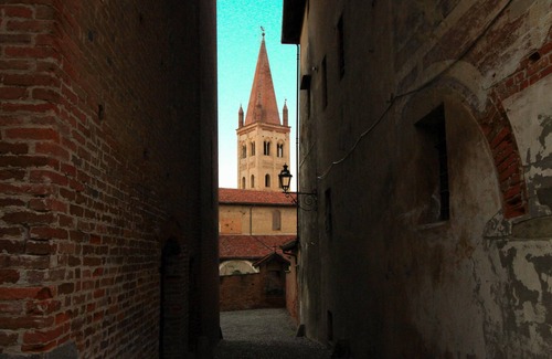 Saluzzo Apartamento | Suite with magnificent terrace in the historic center