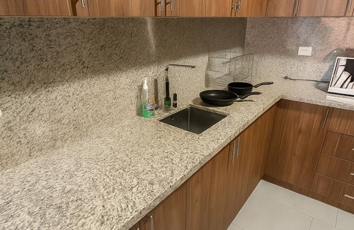 Cuenca Apartamento | Suite with Terrace and King Bed - Luxury in Cuenca