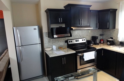 Alajuela Casa | SUITES Y APARTAMENTOS MERLYN AEROPUERTO #17, OASIS DE PAZ