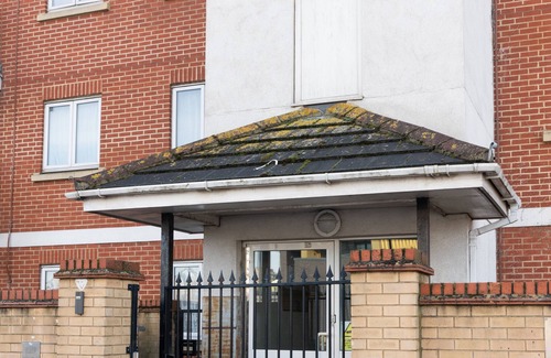 Abbey Wood Apartamento | Suites by Rehoboth ★ Estación Abbey Wood ★ Londres