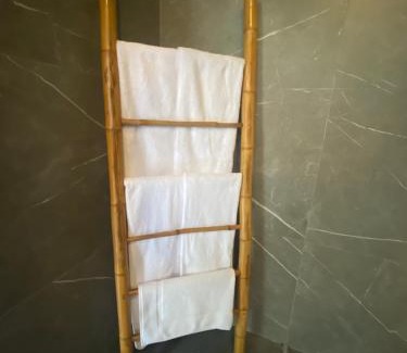Mindo Cabina | Suites Casa ColibrÍ