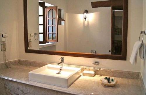 Reforma Hotel | Suites Colibrí