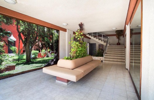 Zona Paseo Montejo Hotel | Suites Del Sol