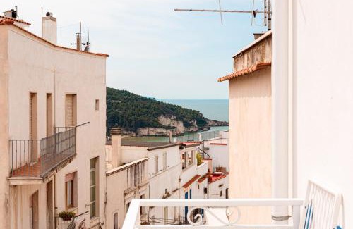 Peschici Cama Y Desayuno | Suites Dimora Garibaldi