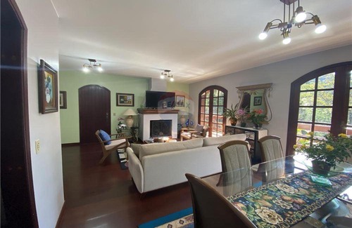 Nova Friburgo Casa | Suites em casa de campo