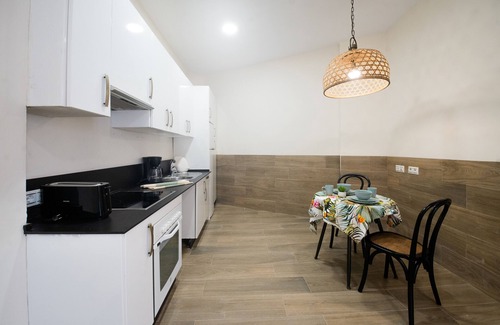 Lagunillas Apartamento | Suites la merced 2 bedrooms malaga365