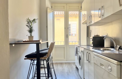 Lagunillas Apartamento | Suites La Merced Malaga365