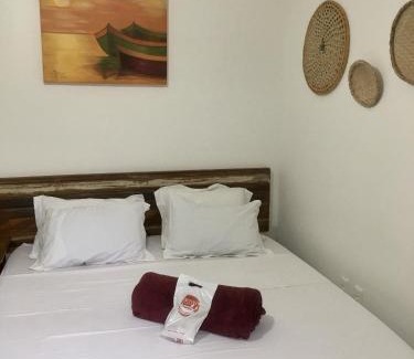 Jardim Itagua Casa | Suites Mar e Lua em casa compartilhada