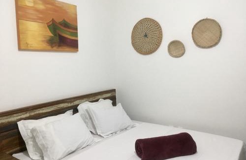 Jardim Itagua Casa | Suites Mar e Lua em casa compartilhada