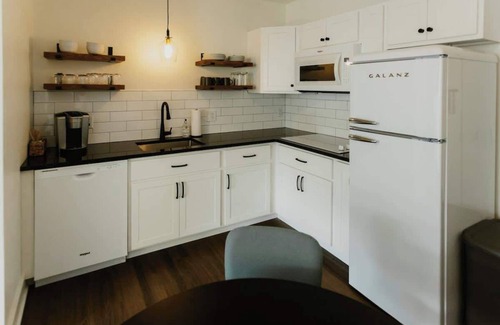 Dalton Apartamento | Suites on Main - Unit 2