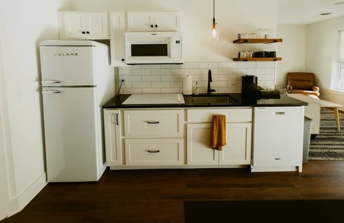 Dalton Apartamento | Suites on Main - Unit 3