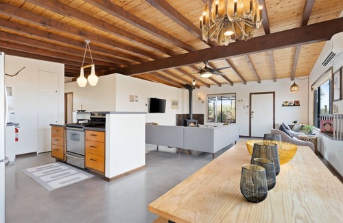 Joshua Tree Casa | Sukha Life Hideaway - Hot Tub, Fire Pit, Privacy & Endless Views 1 Bedroom Home by RedAwning