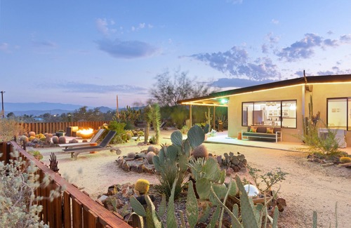 Joshua Tree Casa | Sukha Life Hideaway - Hot Tub, Fire Pit, Privacy & Endless Views 1 Bedroom Home by RedAwning