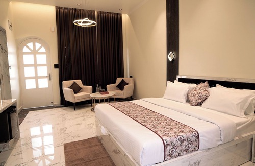 Amer Otro | Sukoon Farm - A Luxury Farm House In Jaipur