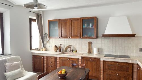 Vitellino Casa | Sul lago Appartamenti Casa Del Lago con Piscina Acqua Salata