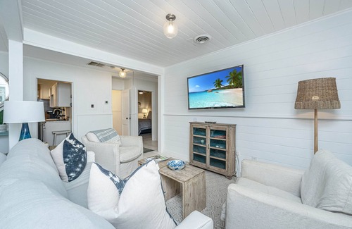 Sullivan's Island Casa | Sullivans Retreat Amazing Views on Conch Creek, Pet Friendly 30 Night Min.