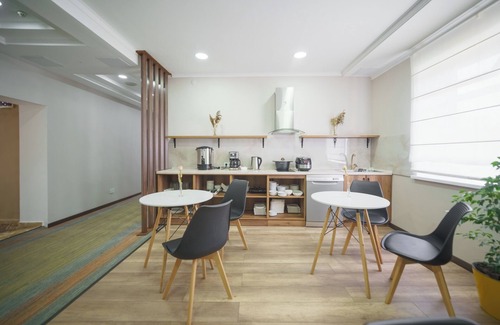 Sverdlov District Hotel | Sultan Bishkek