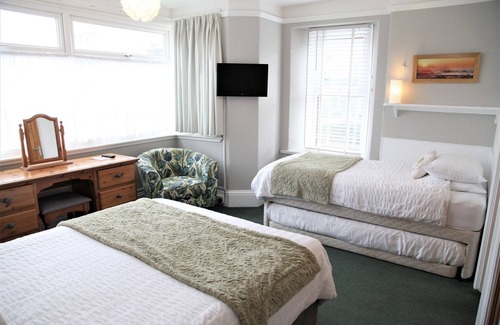 Newquay City Centre Casa | Summer Breeze Guest House