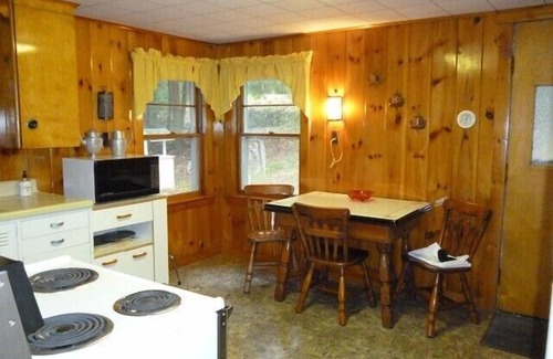 Laconia Cabaña | Summer Breeze on Lake Winnisquam. Pet Friendly!