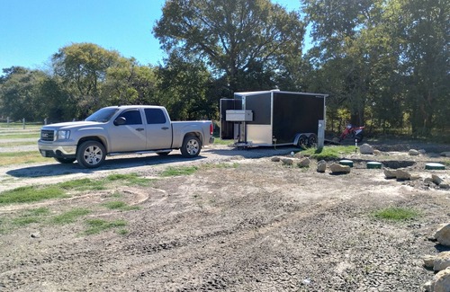Wills Point Cabina | Summer Breeze RV Park
