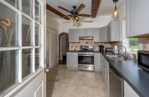 Adamsville Casa | Summer Dates Available, Winter also