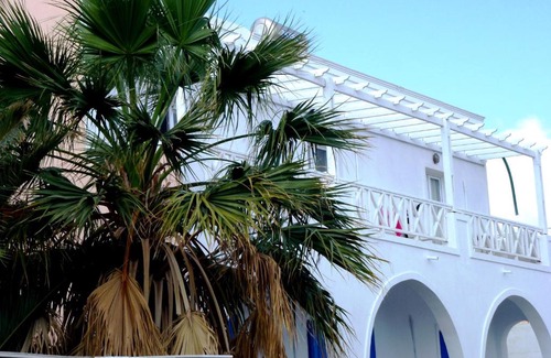 Kamari Hotel | Summer Holiday by Atalos Suites