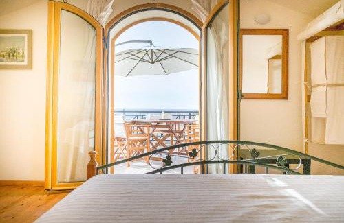 Skaleta Casa | Summer Home of Skaleta beach