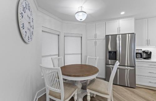 Isle of Palms Apartamento | Summer House 202 - 3BR Oceanfront Condo! View!