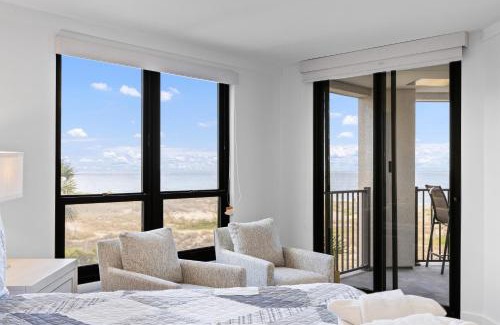 Isle of Palms Apartamento | Summer House 202 - 3BR Oceanfront Condo! View!