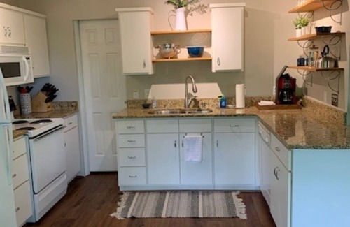 Newland Cabaña | Summer in the NC high country. Trout fishing, golf, hiking, wineries