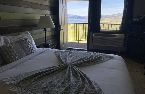Davenport Apartamento | Summer is HERE! Newly Renovated Hotel Minutes from Boat Launches & Swimming