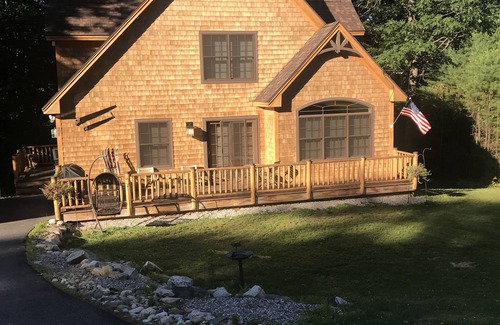 Bridgton Casa | Summer is here! Time to enjoy hiking mtns, campfires and waters of Maine!