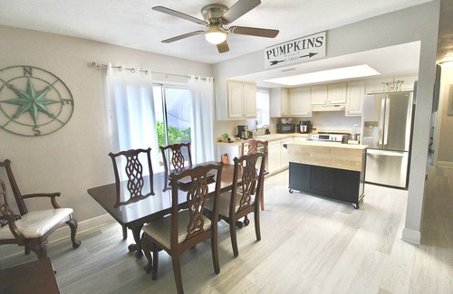 Tequesta Casa | ¡Cotizada recientemente! Retiro de pueblo costero