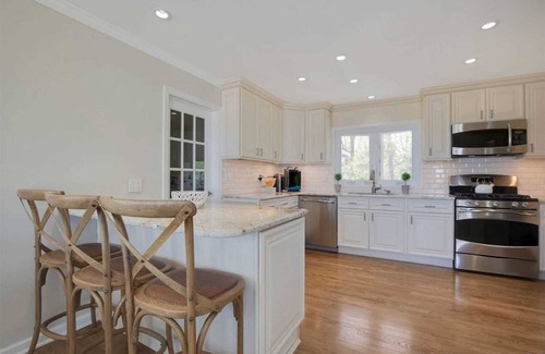 Greenport Casa | SUMMER RETREAT: Beach, Dock & Pool overlooking the Peconic Bay in Greenport!