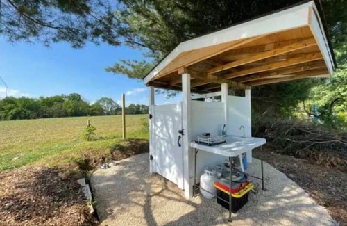 Lewisville Casa | Summer Rustic Camping with AC and King Bed