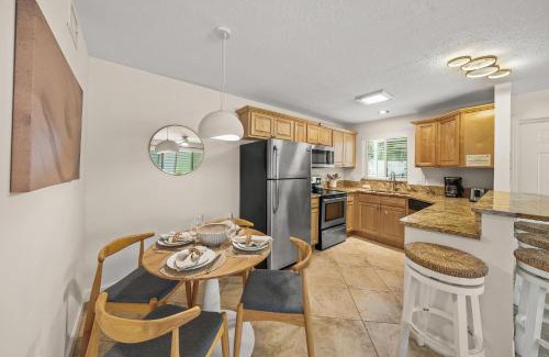 Siesta Key Village Casa | Summer Salt