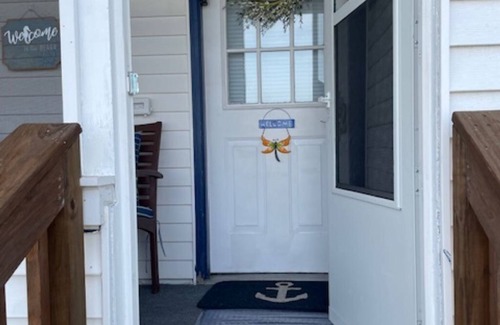 Wells Cabaña | Summer Sea Cottage near beaches and restaurants