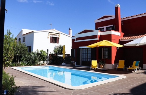 Gambelas Villa | Summer Villa with Heated Private Pool