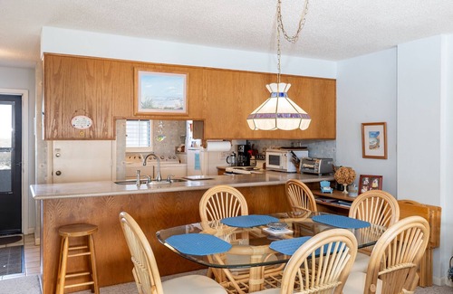 Indian Beach Condominio | Summer Winds A-416, Almost Oceanfront Condo in Indian Beach, NC!
