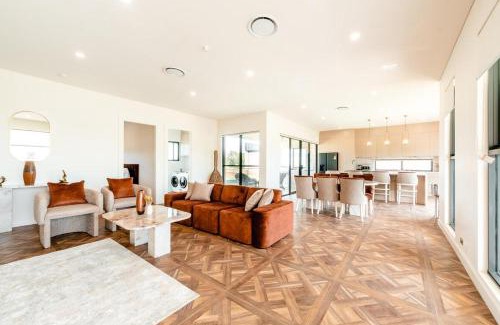 Diamond Beach Casa | Summerland 10