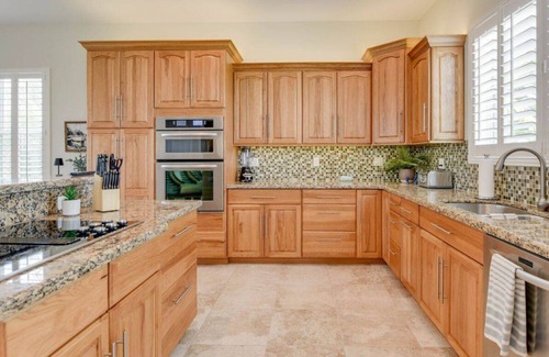 Summerland Key Casa | Summerland Airport Hangar Home with Pool, Private Runway and deep wide Canal