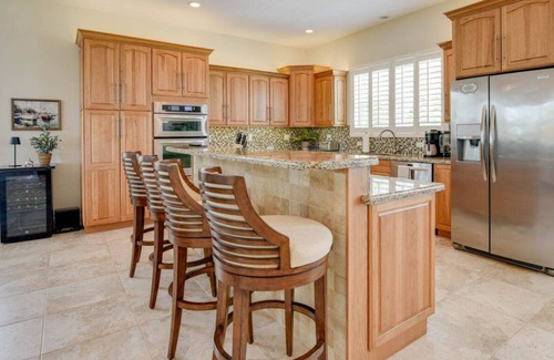 Summerland Key Casa | Summerland Airport Hangar Home with Pool, Private Runway and deep wide Canal