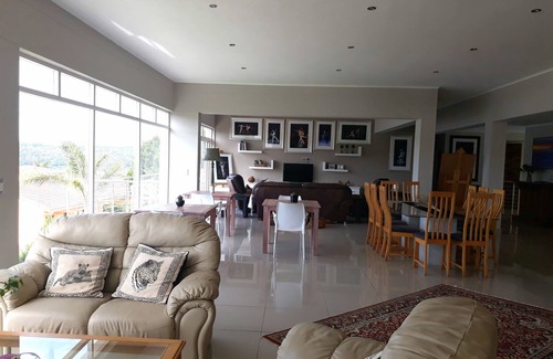 Wilderness Cama Y Desayuno | Summerlane BnB - Habitación Poseidon con terraza y vista al jardín