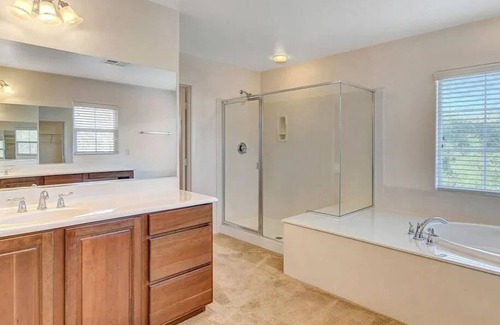 Summerlin South Casa | Summerlin home w/ mountain vistas! Close to Red Rock and Downtown Summerlin