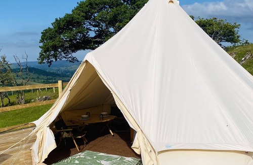 Corwen Alquiler De RV | Summers View, Luxury Bell Tent with spectacular views