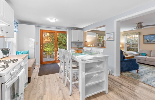 Summersea Casa | Summersea – Charming 4 BDR in Golf Community, Steps to Ockway Bay