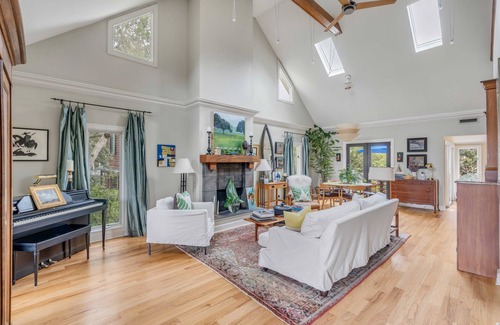 Sullivan's Island Casa | Summertime Sullivans Island Retreat!